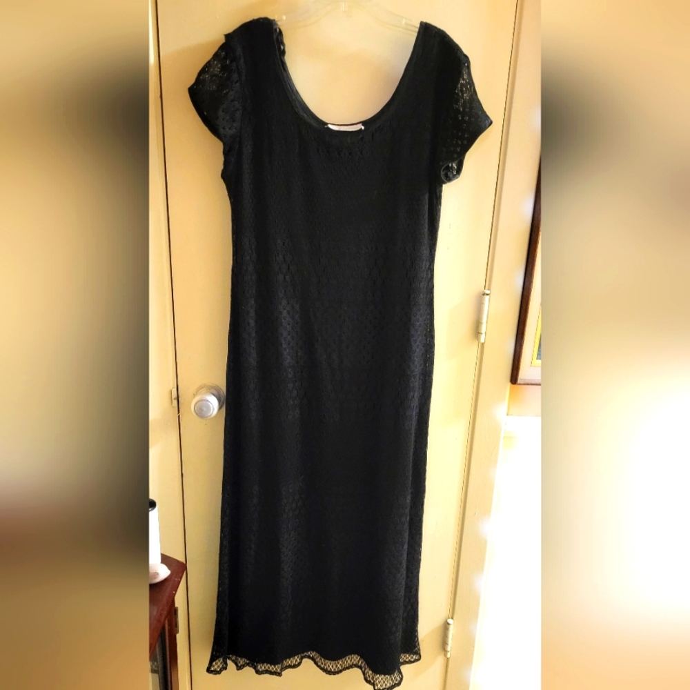 Black lace dress